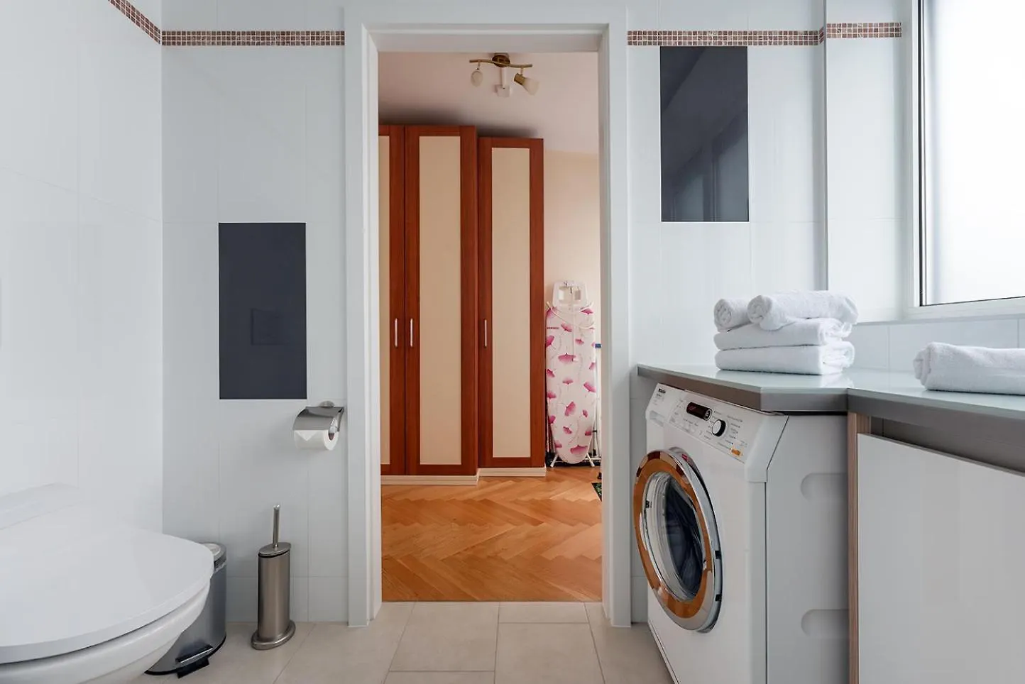 Apartment Ruheoase Im Dachgeschoss Mit Klimaanlage, Nur 10 Minuten Ins Zentrum Vienna Austria